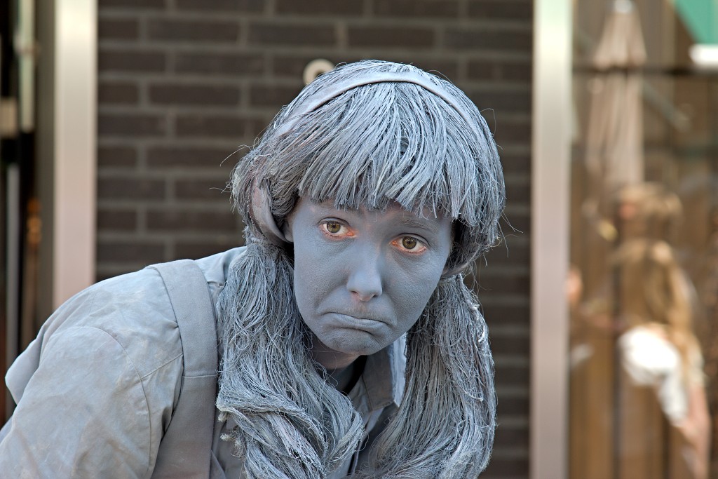 domburg living statue levend standbeeld evenement event festival festiviteit kunst art straatkunst streetart artiest beeld beeldhouwwerk sculpture sculptuur